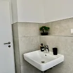 Sano - Design - Küche - Platz Zum Arbeiten Apartment