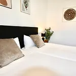 Sano - Design - Küche - Platz Zum Arbeiten Apartment