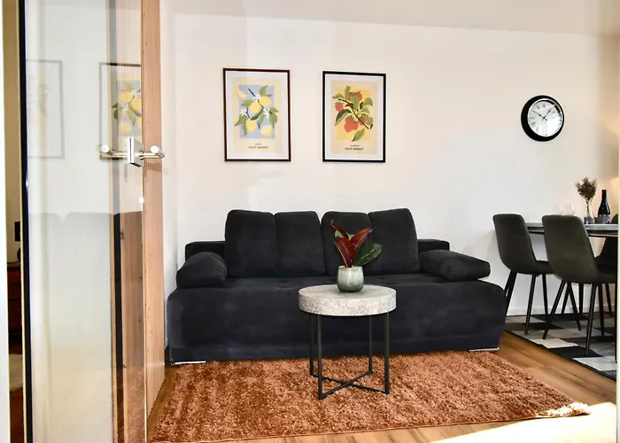 Sano - Hagen - Am Rastebaum